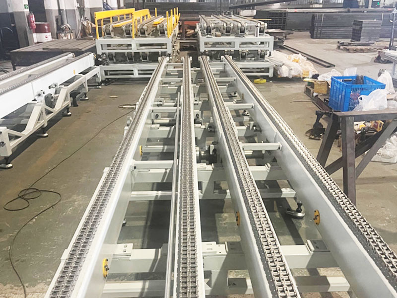 軍工生產(chǎn)線